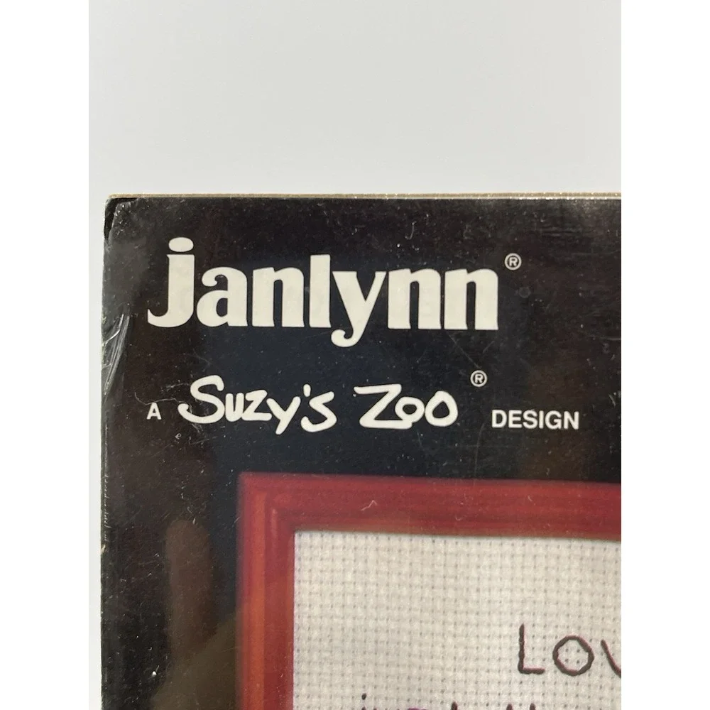 SUZY'S ZOO  